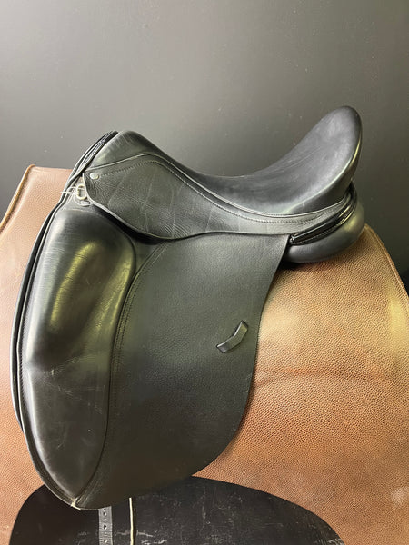 Loxley Bliss Dressage Saddle 17.5" ID:2081G