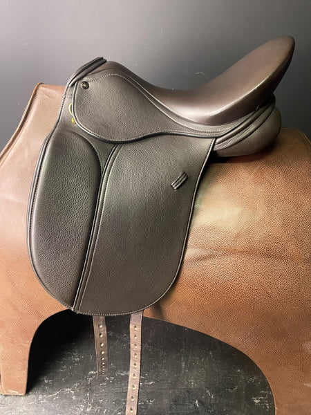 Peter Horobin Classic Dressage Saddle 16.5'' ID:2157K