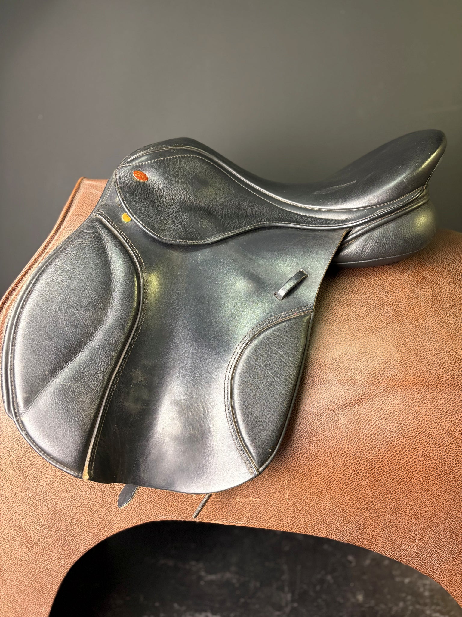 Kent and Masters Jumping Saddle 17" - ID:2226G