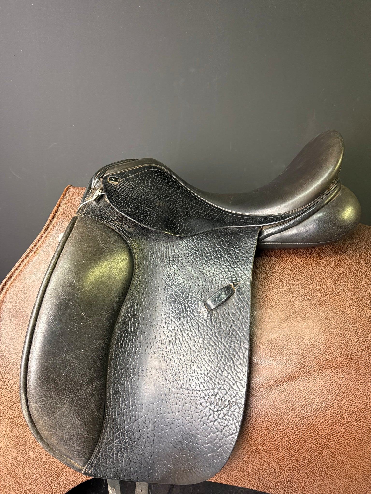 Anky Professional Dressage Saddle 17'' - ID:2279H
