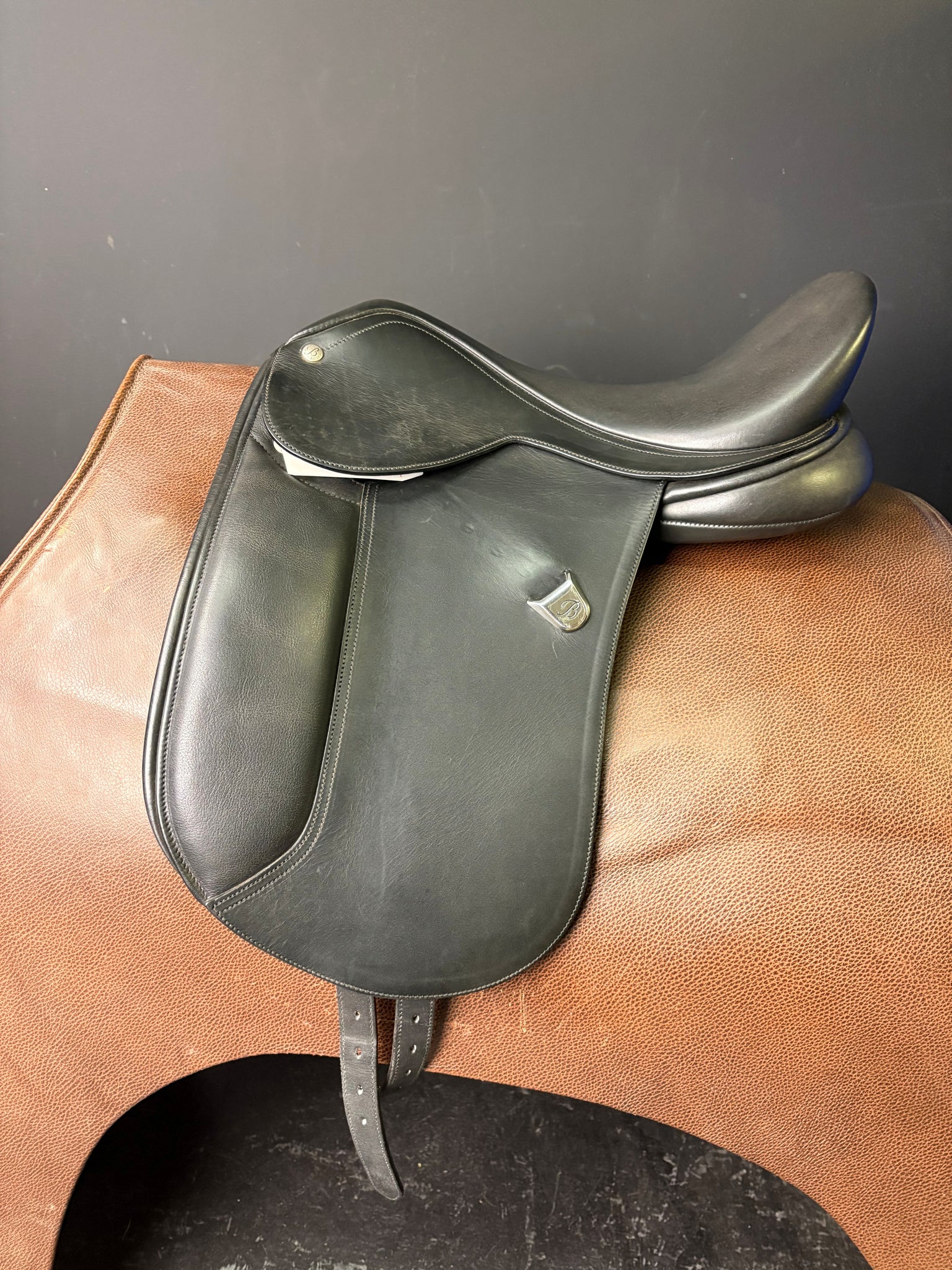 Bates Dressage Saddle 16'' - ID: 2295E
