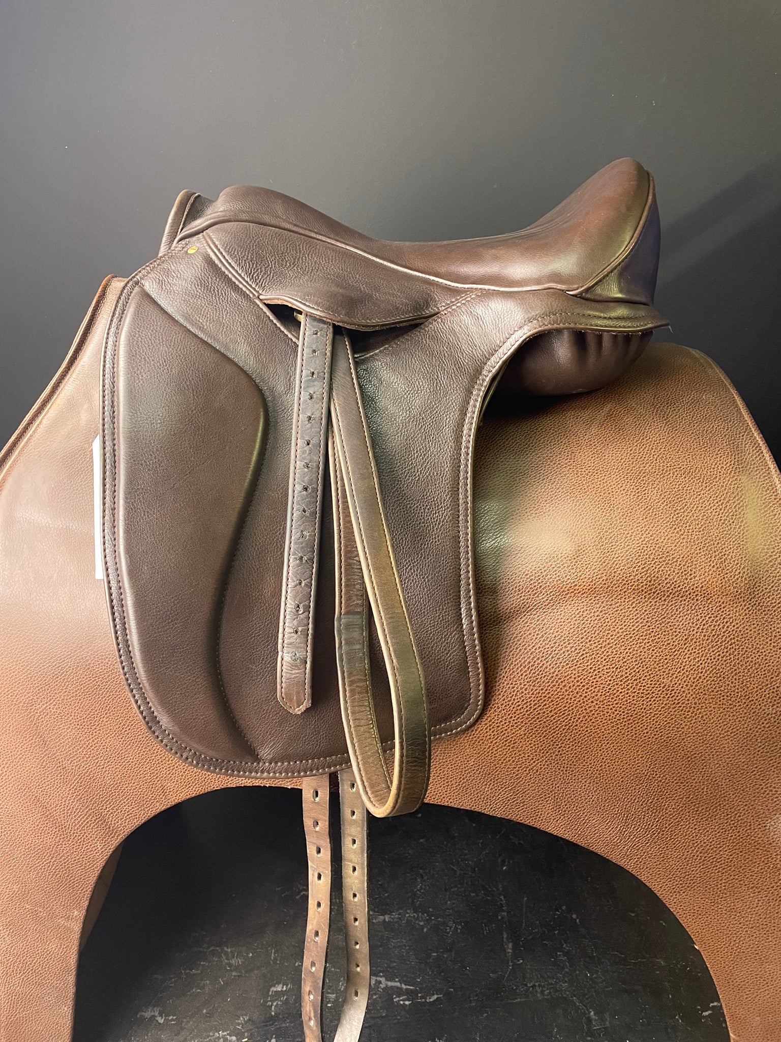 Heather Moffett Vogue MK3 Dressage Saddle 17" ID:2083K