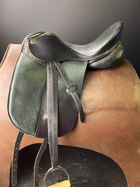 Henri Derival Dressage Saddle 17" ID:2077A